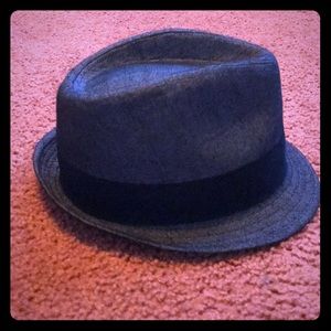 Trilby diamond top hat